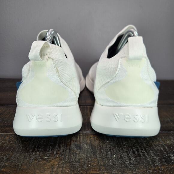 Vessi Everyday Move Slip On Mens Size 9 Waterproof Shoes Sneakers White main image 9